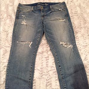 AE ARTIST CROP JEANS