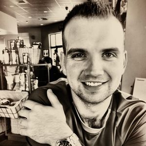 Meet your Posher, Christopher