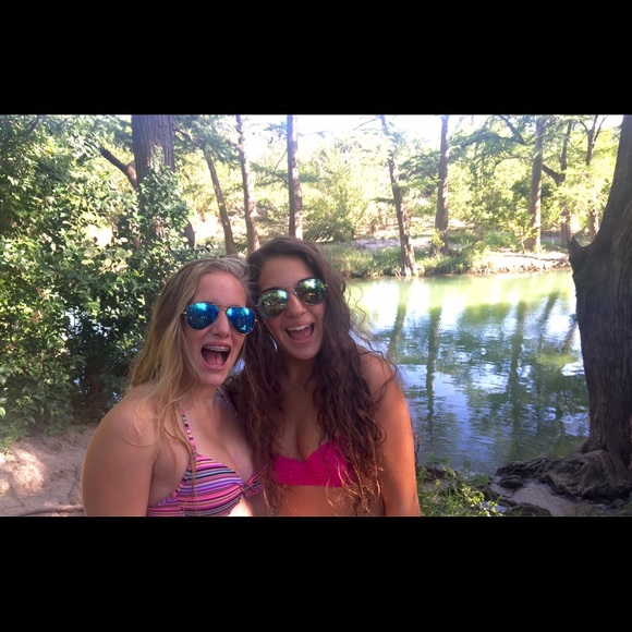 Meet your Posher, Macy