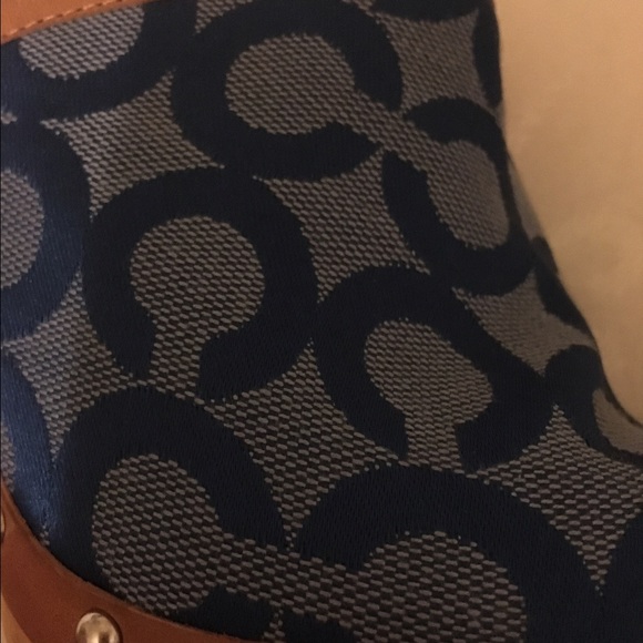 Authentic coach clogs never worn - Picture 3 of 4