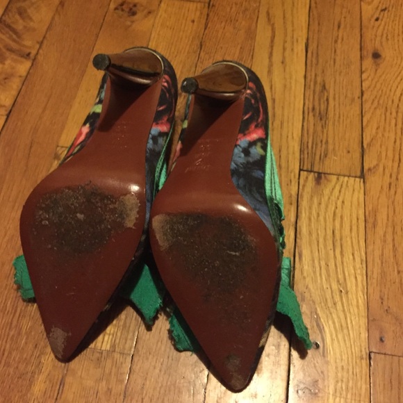 Lanvin x H&M Floral Satin Bow Heels - Picture 4 of 4