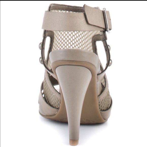 Know Shot LE- stone Kenneth Cole reaction heels - Picture 3 of 3