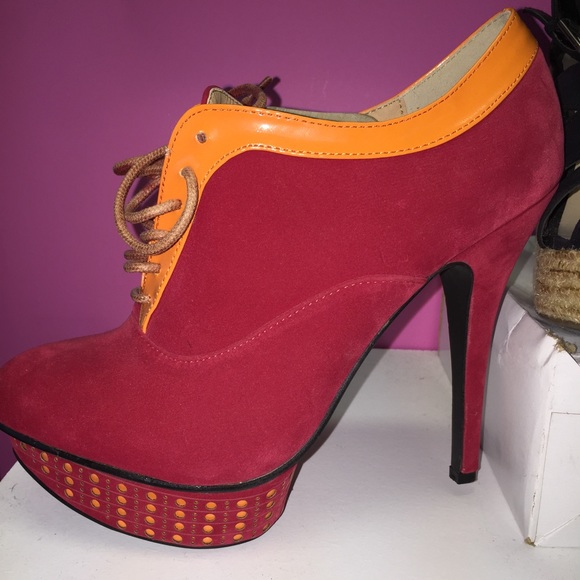 Bootie - Picture 2 of 4