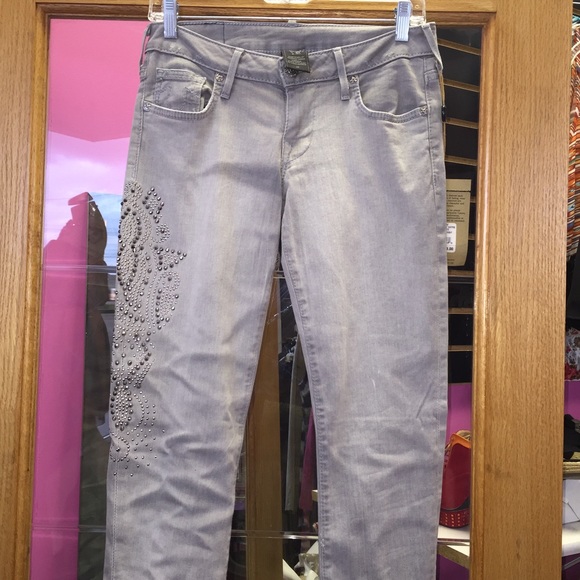 Jeans - Picture 3 of 4