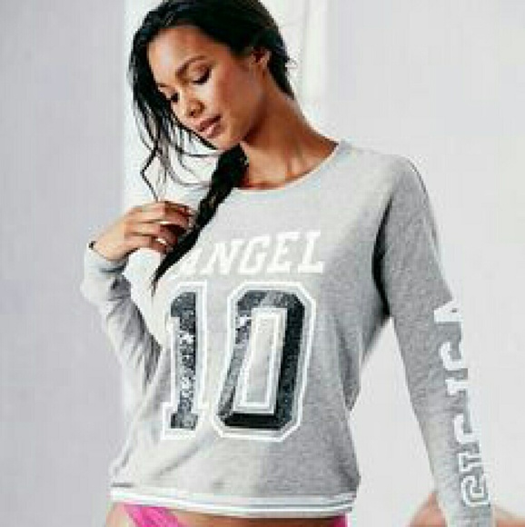Two Victoria's Secret fleece crew XS