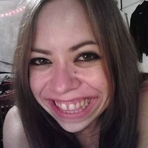 Meet your Posher, Desiree