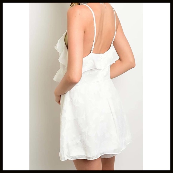 Ruffled Monochromatic Floral Romper - Picture 2 of 2
