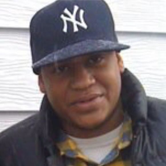 Meet your Posher, Jonathan - Picture 1 of 1