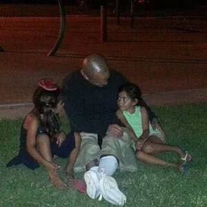 Meet your Posher, Raymond