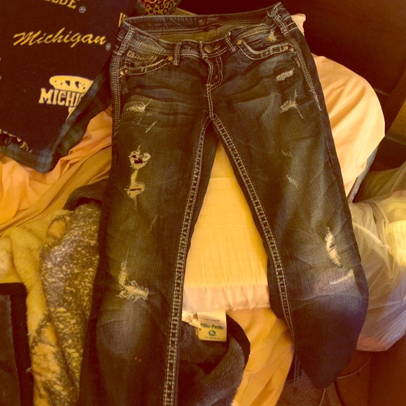 Barely worn adorable Silver jeans
