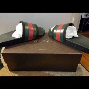 Gucci flip flops