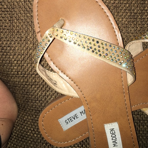 Steve madden shoes. Great condition super sparkly✨ - Picture 2 of 3