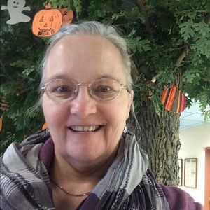 Meet your Posher, Deb