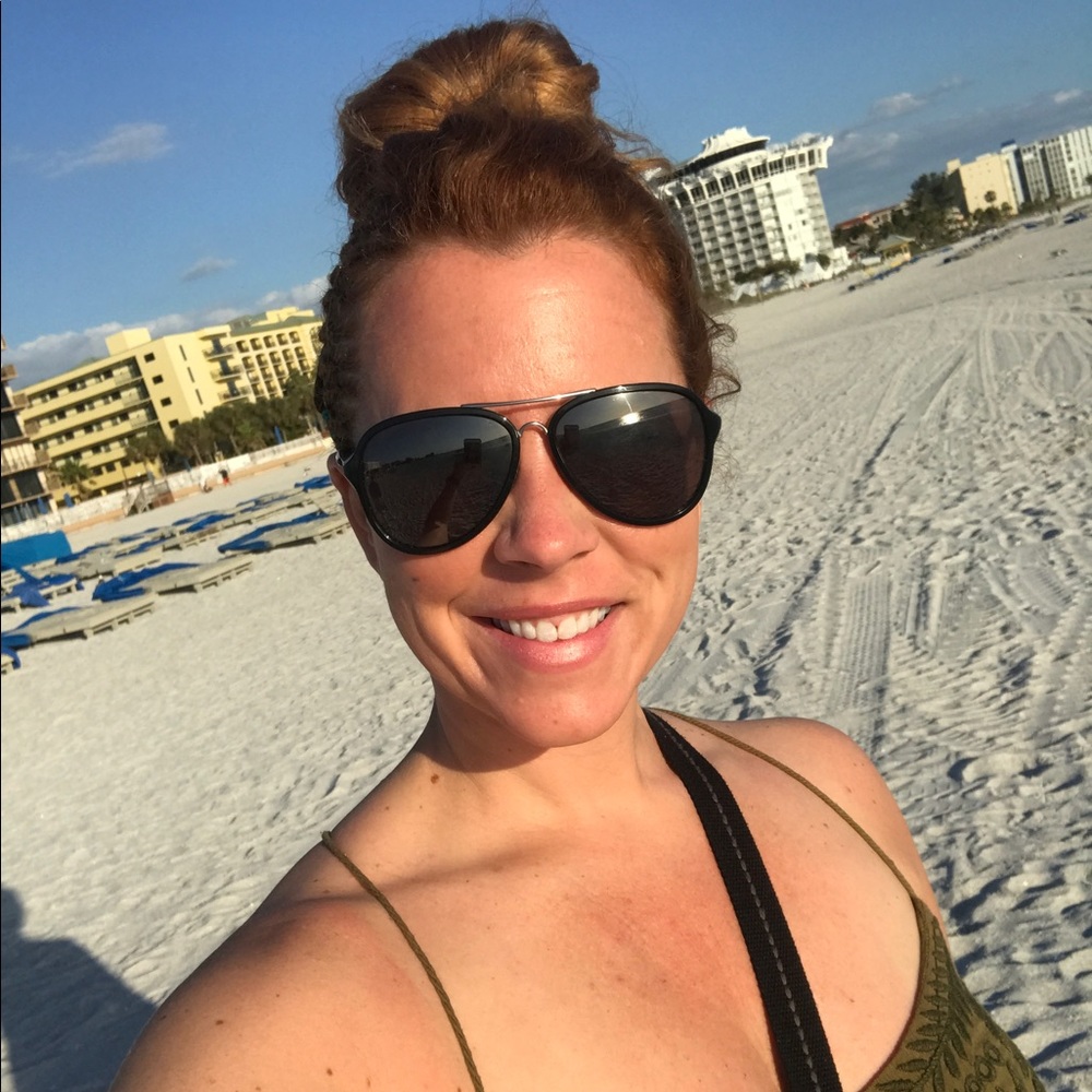 Meet your Posher, Lisa