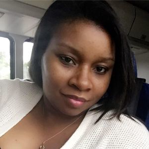 Meet your Posher, Monique