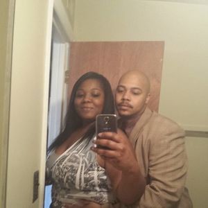 Meet your Posher, Mona