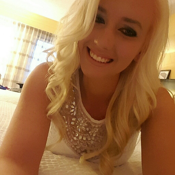 Meet your Posher, Carly