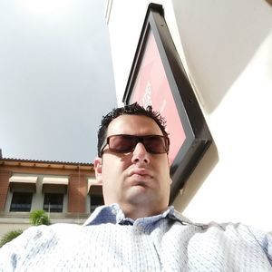 Meet your Posher, Adam