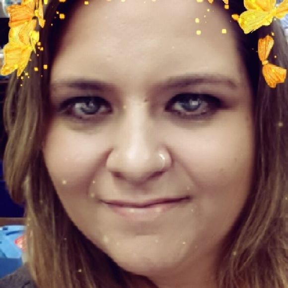 Meet your Posher, Jennifer