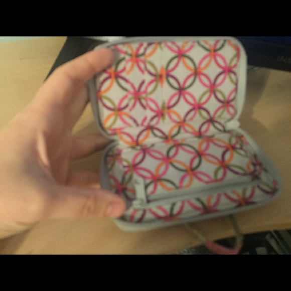wallet - Picture 3 of 3