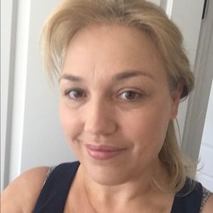 Meet your Posher, Annette