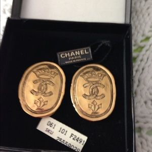 Authentic Vintage Chanel etched crown earrings.