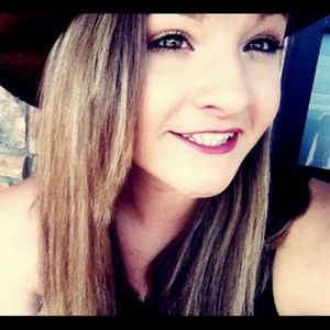 Meet your Posher, Mckenzie