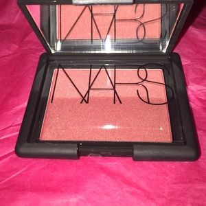 Nars "OUTLAW" blush
