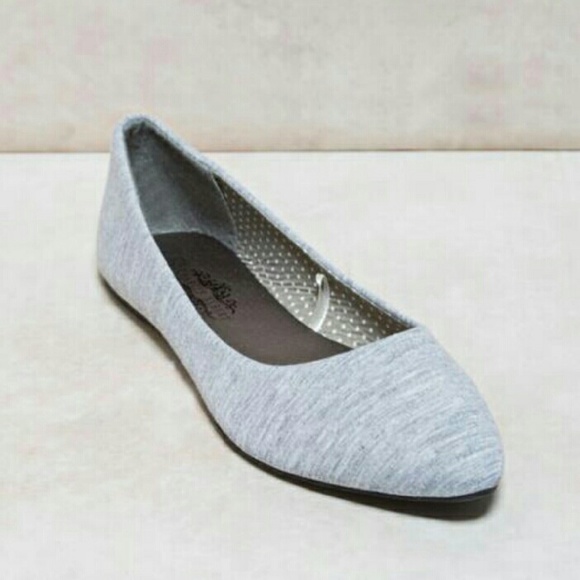 ⭐BOGO 50% OFF⭐⏫LAST ONE SALE!⏫🎉HP🎉Jersey Flats - Picture 3 of 4