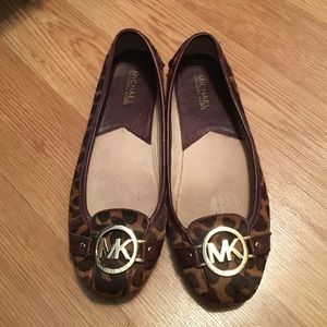 Authentic Michael Kors flats size 8