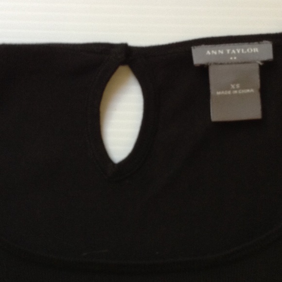 Ann Taylor Top - Picture 2 of 4