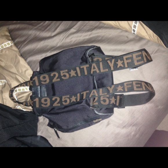 🚫Sold❌Fendi backpack - Picture 2 of 4