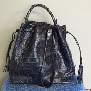 Zara Bucket Bag-Cow leather made in SPAIN