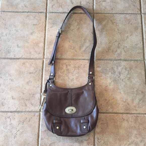 Brown leather fossil cross body bag