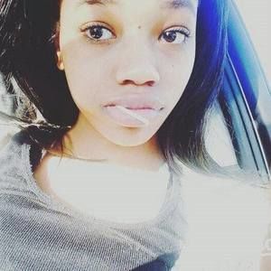 Meet your Posher, Kay