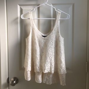 XS American Eagle layered lace top cream
