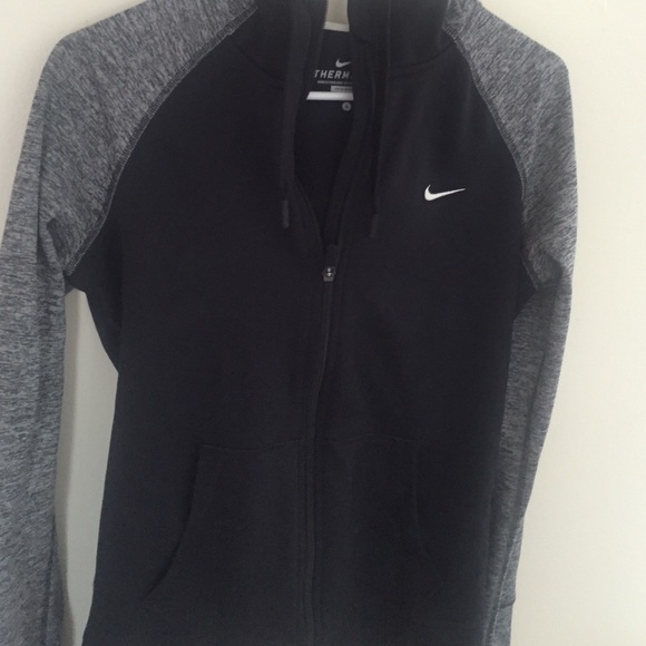 Nike sweater