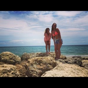 Meet your Posher, Macey