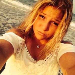 Meet your Posher, Cheyanne