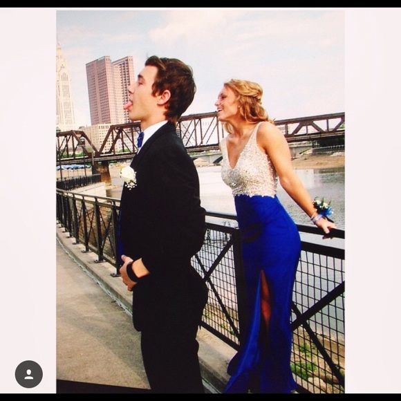 Royal blue prom dress - Picture 2 of 2