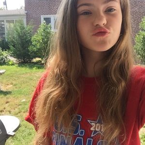 Meet your Posher, Alexsis