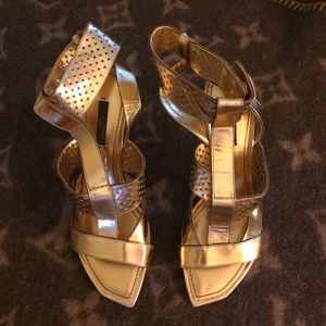 🚫sold bundled🚫Authentic Louis Vuitton Heels
