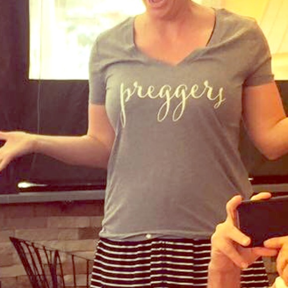 Preggers gray v-neck tshirt