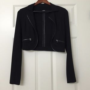 Cropped long sleeve jacket