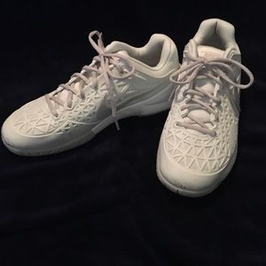 Women's Nike Zoom Tennis Shoes