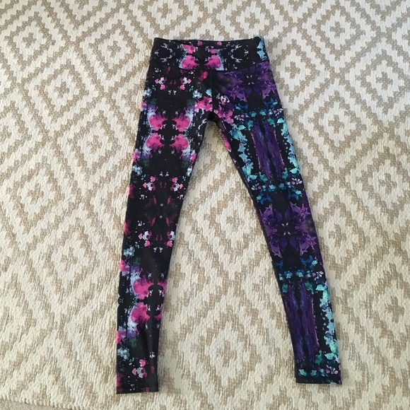 Fableletics salar Capri pink lava