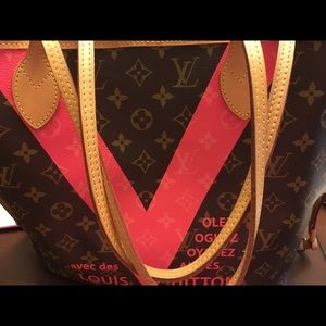 LOUIS VUITTON NEVERFULL V PRICED REDUCED!!!