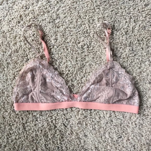 Nude/pink bralette