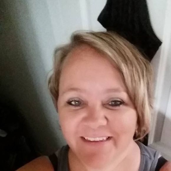 Meet your Posher, Stacy