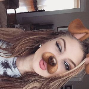 Meet your Posher, Natalia